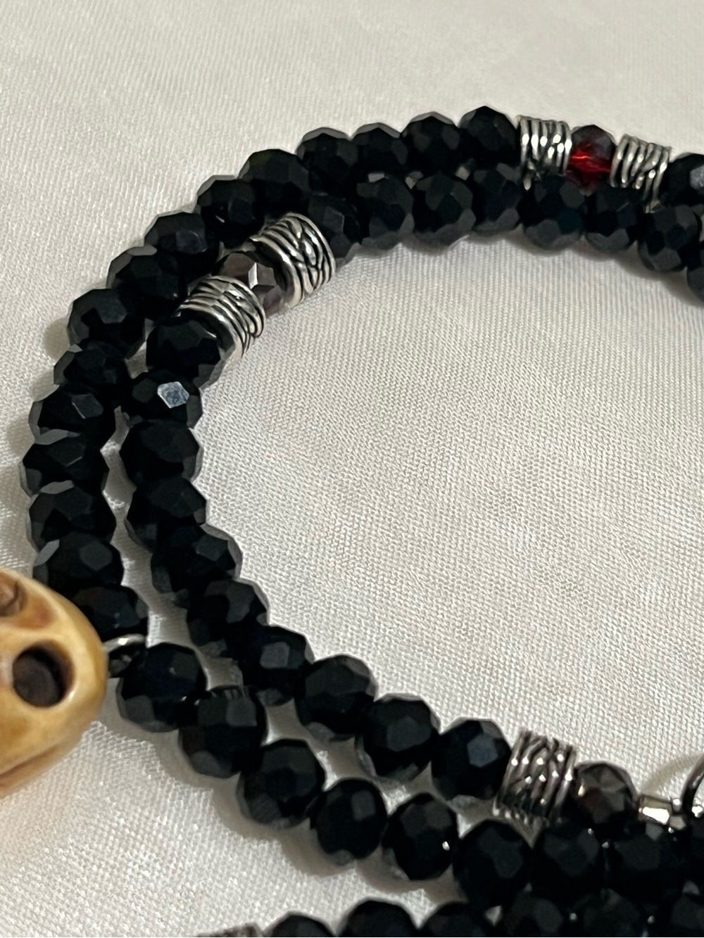 Handcrafted Black Crystal Bead Necklace with Red Steampunk Heart Pendant & Skull - Picture 5 of 12